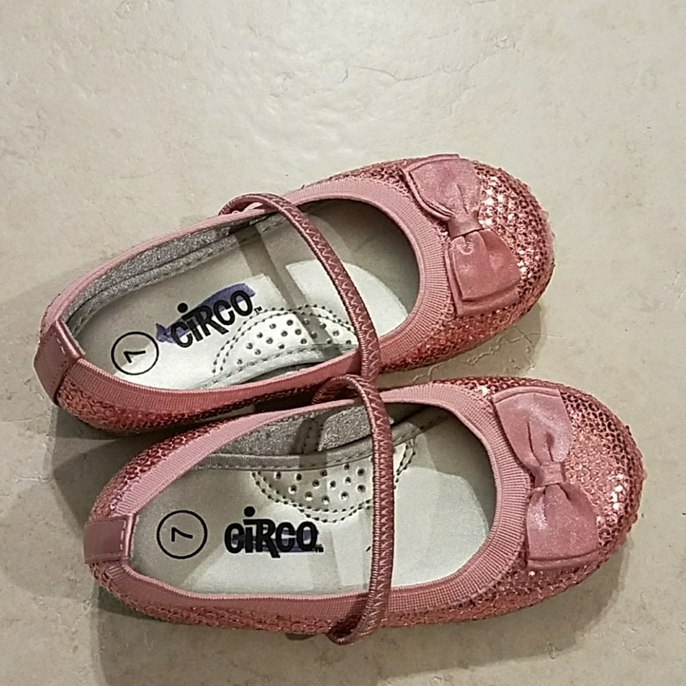 Toddler dress shoes